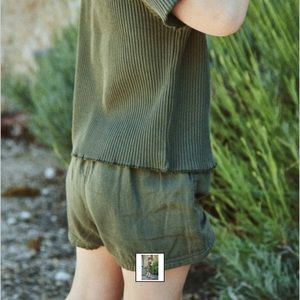 POUDRE ORGANIC - Cardamom Double Organic Cotton Muslin Shorts | Dark green